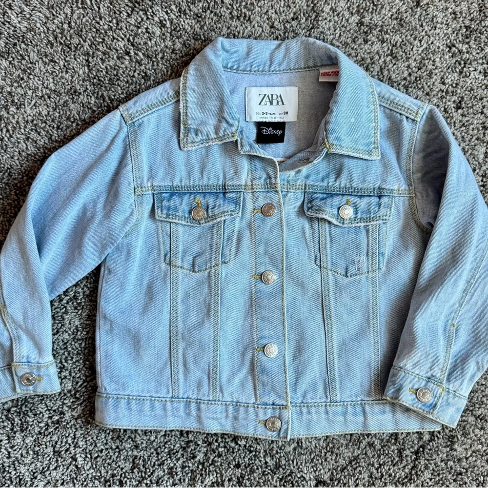 ZARA Kids Light Blue Jean Denim Jacket with Minnie Mouse on Back. Size 2-3 Y - Picture 2 of 7